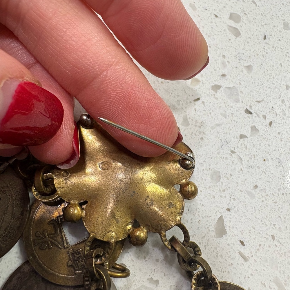 Antique Coin Brooch - Picture 6 of 7